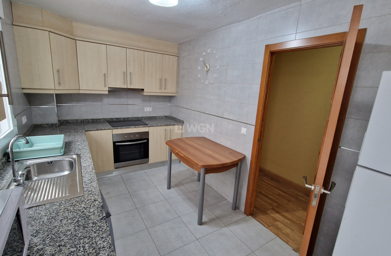 Reventa - Apartamento / piso - Torrevieja - Costa Blanca