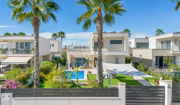 Resale - Villa - Orihuela - Inland