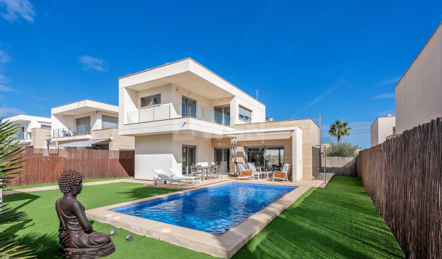 Resale - Villa - Orihuela - Inland