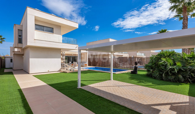 Resale - Villa - Orihuela - Inland