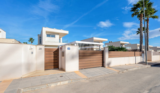 Resale - Villa - Orihuela - Inland