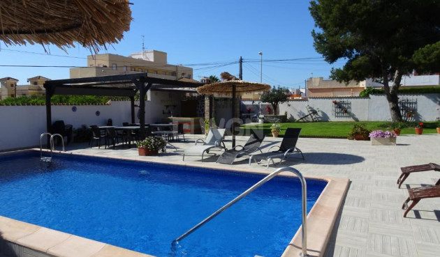 Odsprzedaż - Villa - Orihuela Costa - Costa Blanca