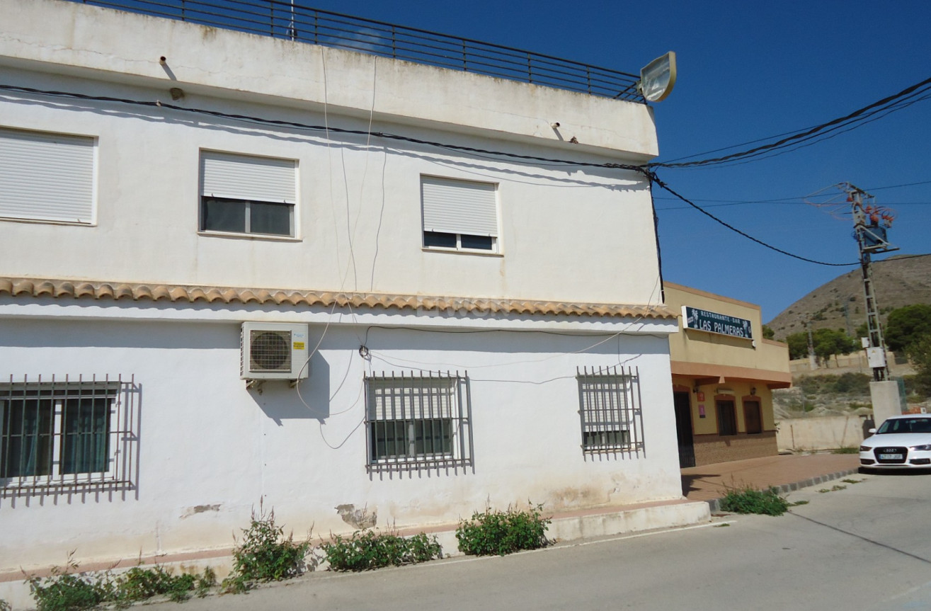 Resale - Commercial - Fortuna - Inland