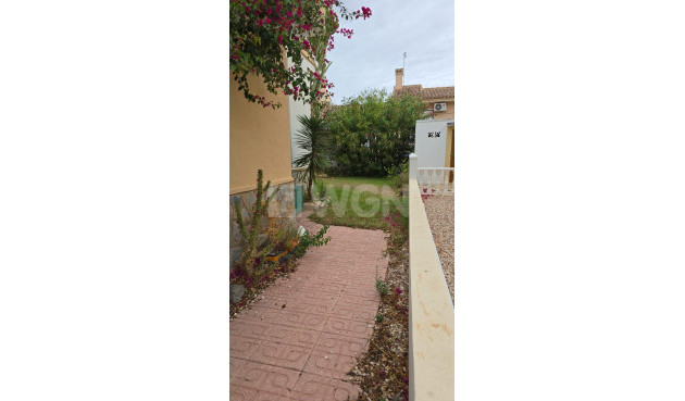 Resale - Villa - Orihuela Costa - Punta Prima