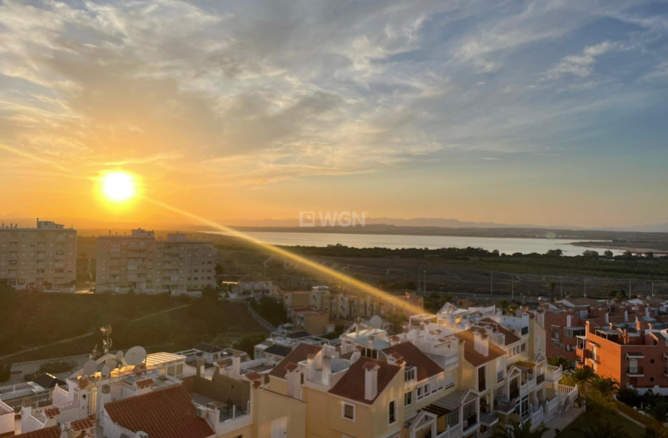 Reventa - Apartamento / piso - Torrevieja - Torre La Mata