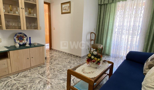 Resale - Apartment / flat - Torrevieja - Playa del Cura