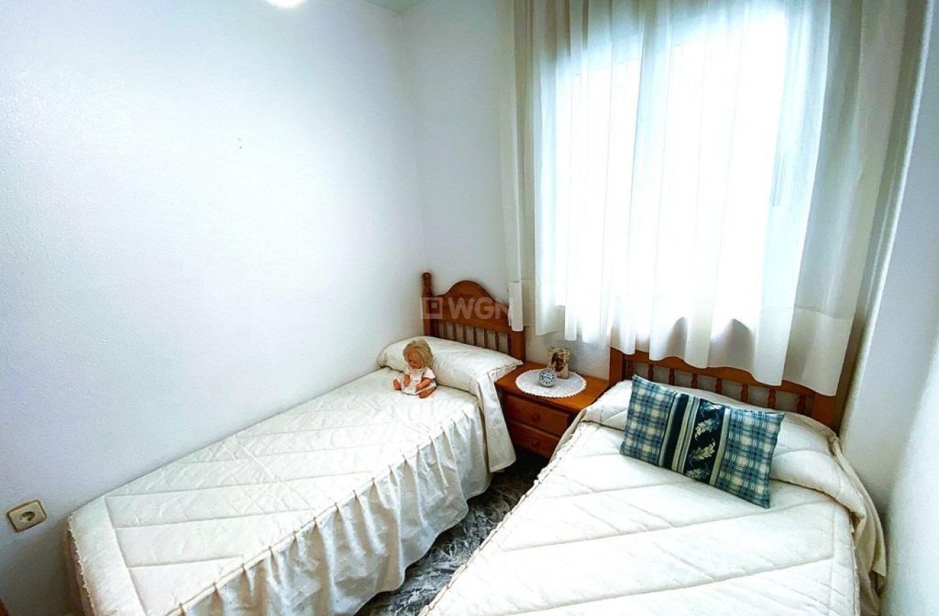 Resale - Apartment / flat - Torrevieja - Playa del Cura