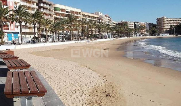 Resale - Apartment / flat - Torrevieja - Playa del Cura