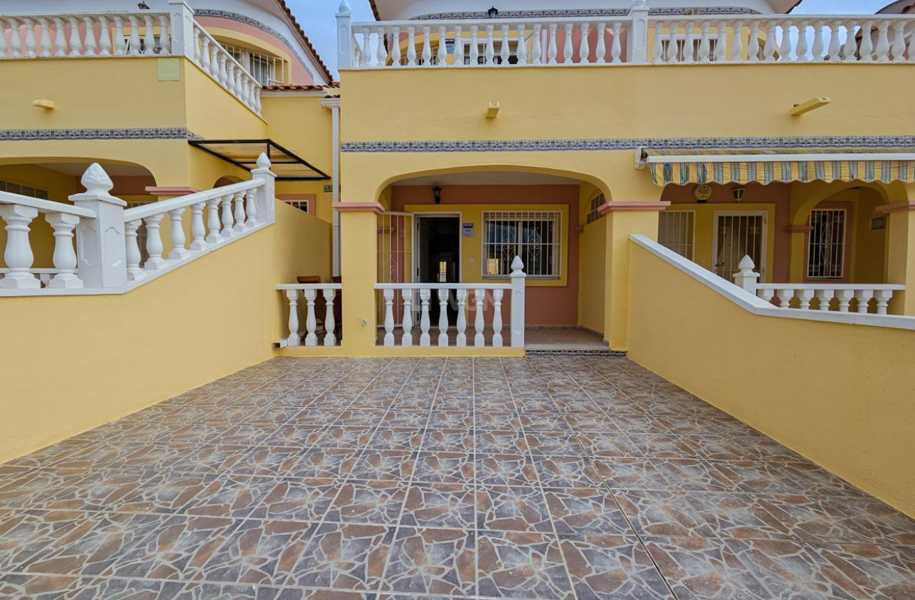 Resale - Bungalow - Orihuela - Inland