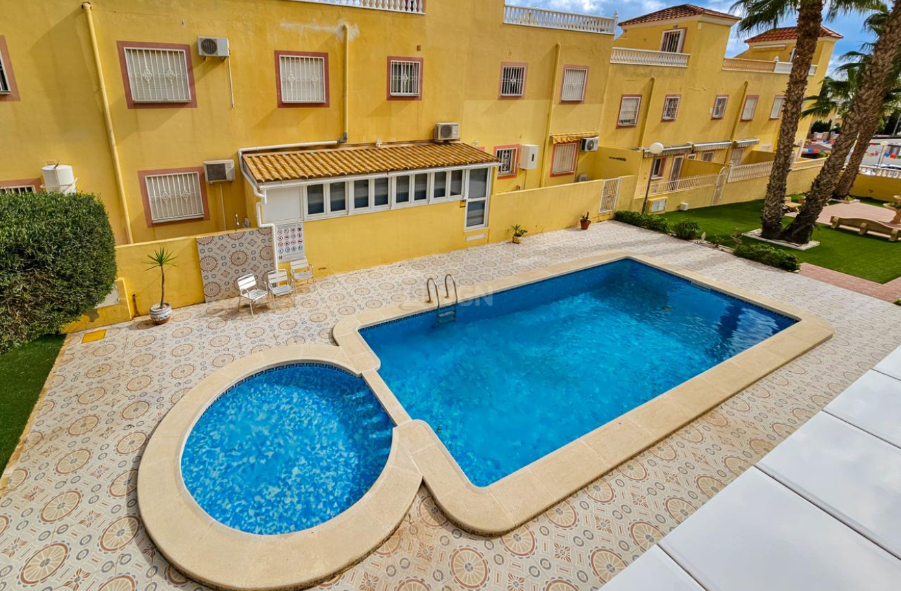 Resale - Bungalow - Orihuela - Inland