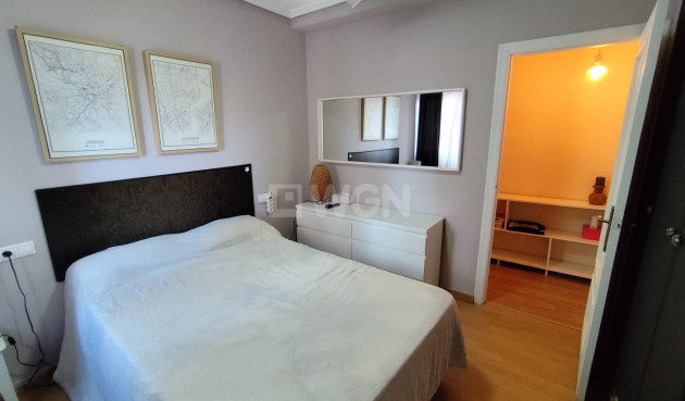 Resale - Apartment / flat - Torrevieja - Nueva Torrevieja