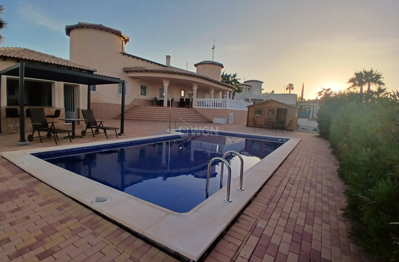 Resale - Villa - Campos del Río - Inland