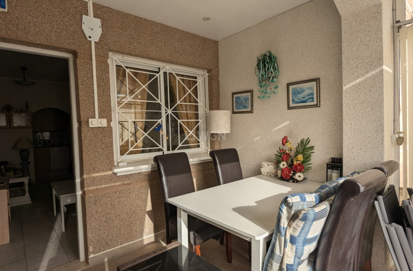 Odsprzedaż - Bungalow - Torrevieja - Costa Blanca