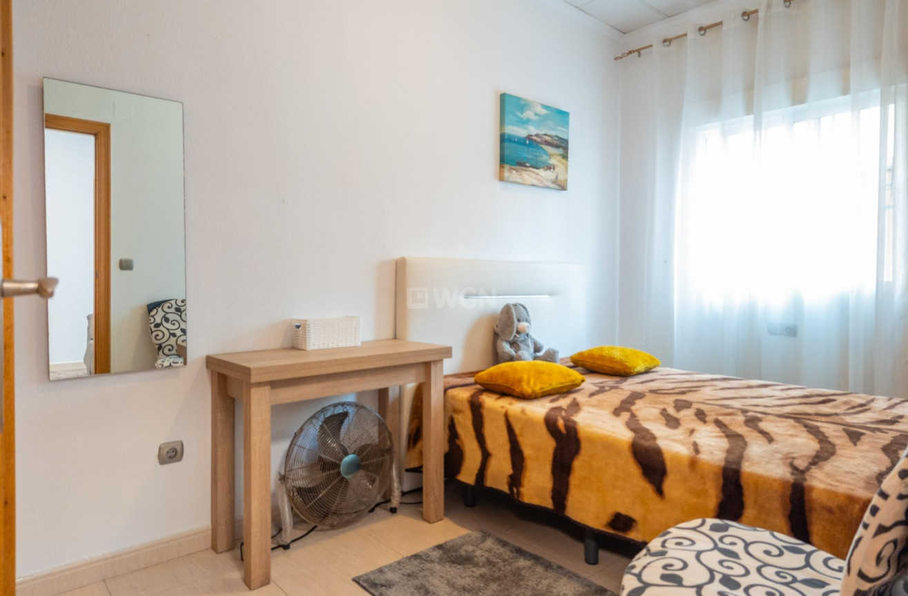 Resale - Apartment / flat - Torrevieja - Centro