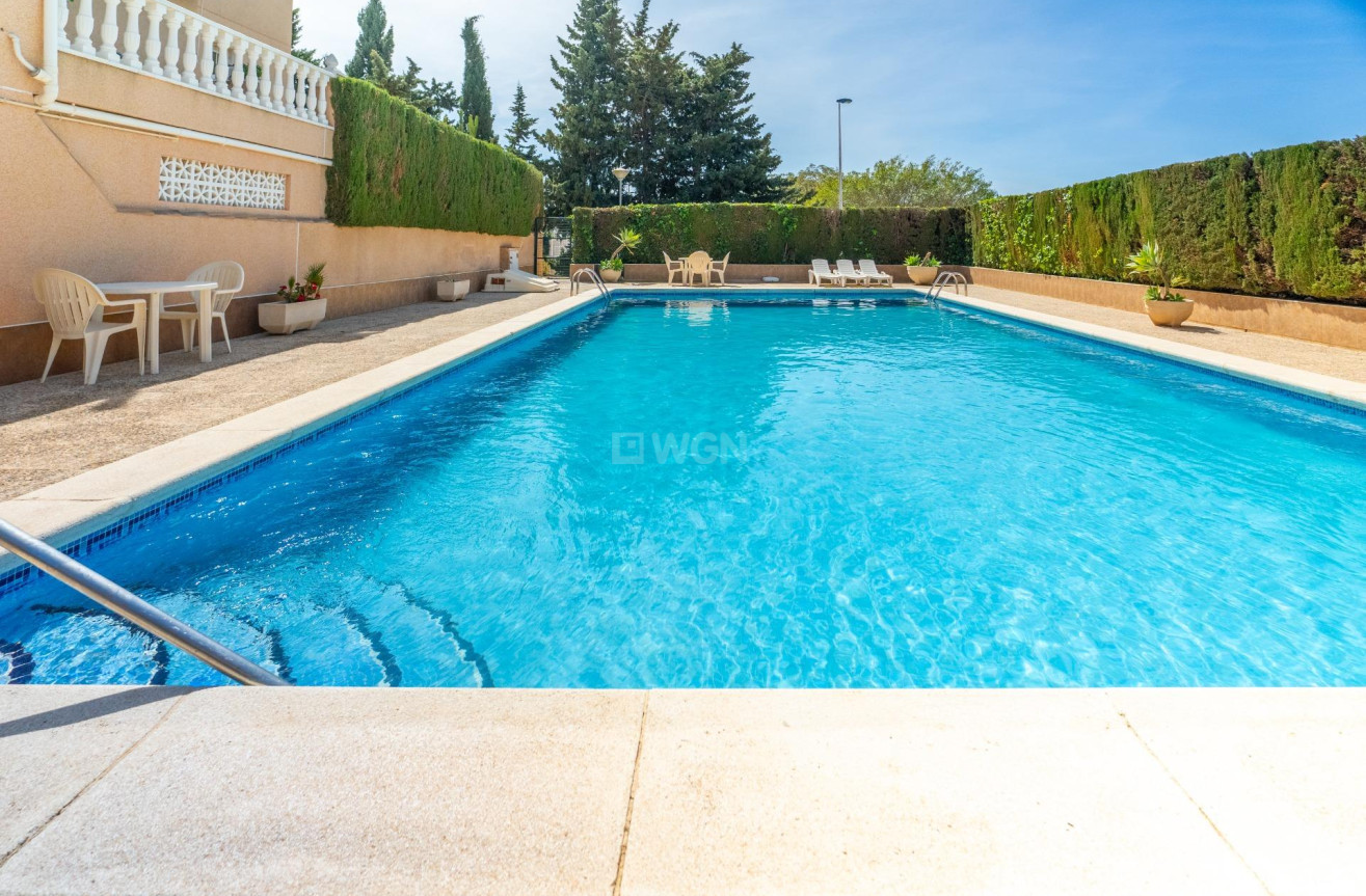 Resale - Villa - Torrevieja - Punta Prima