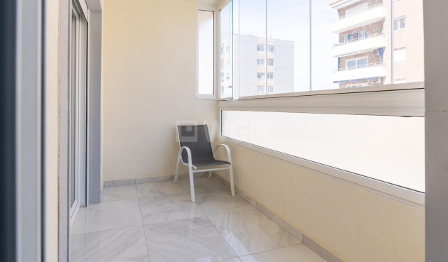 Resale - Townhouse - Torrevieja - Punta Prima