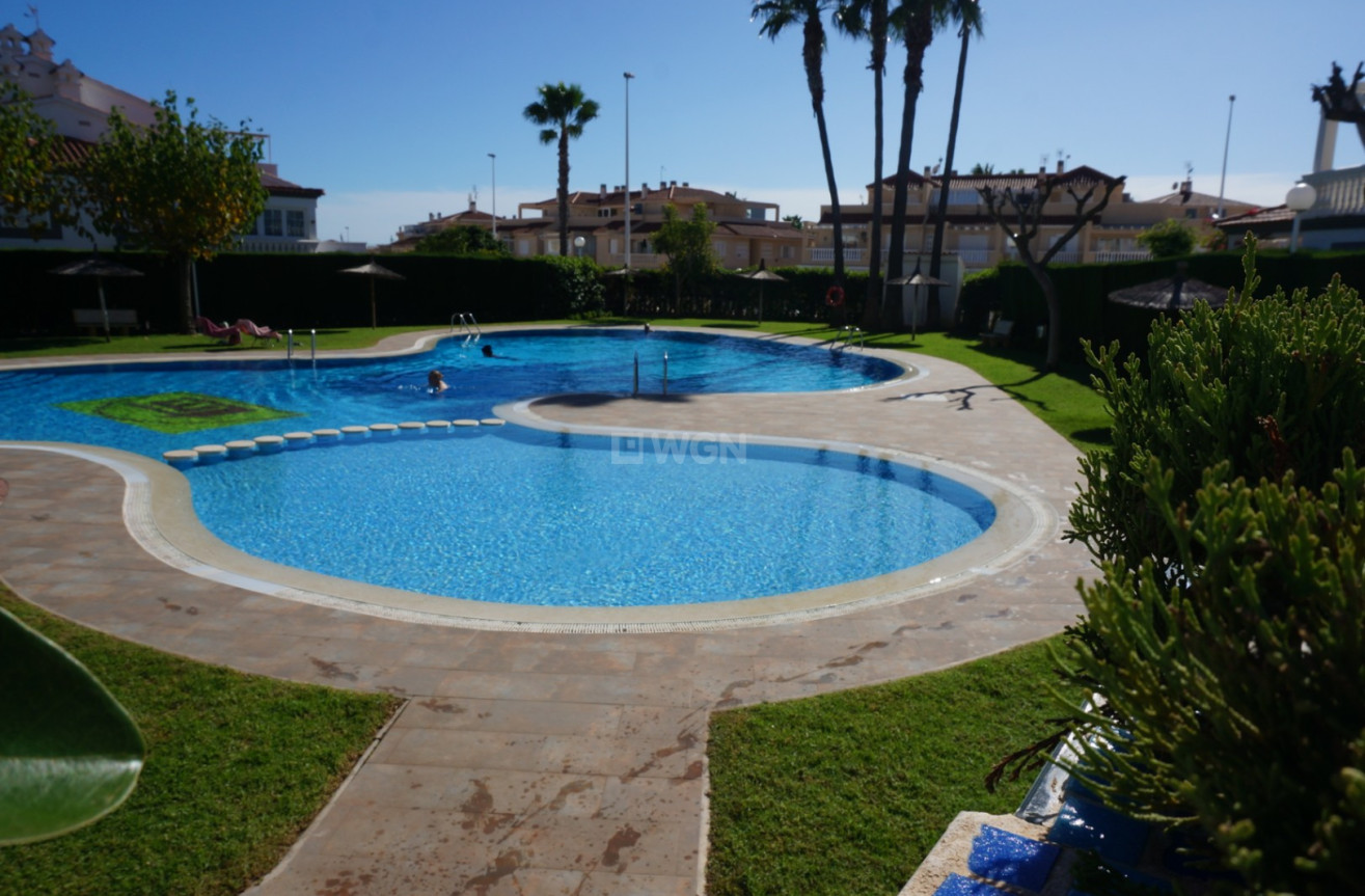 Resale - Bungalow - Orihuela - Inland