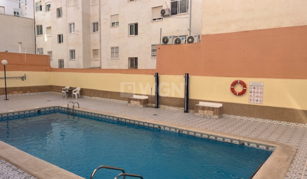 Resale - Apartment / flat - Torrevieja - Costa Blanca