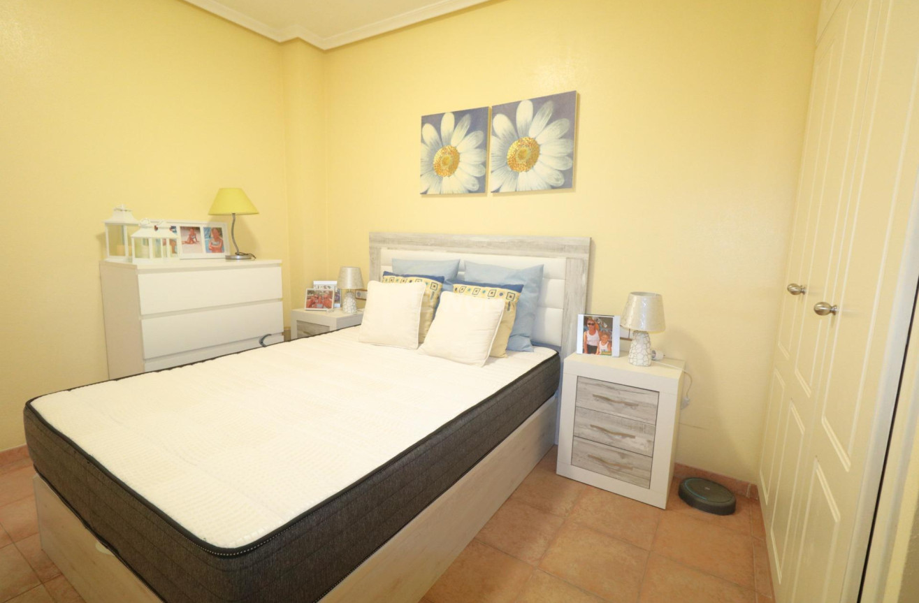 Resale - Apartment / flat - Torrevieja - Acequion