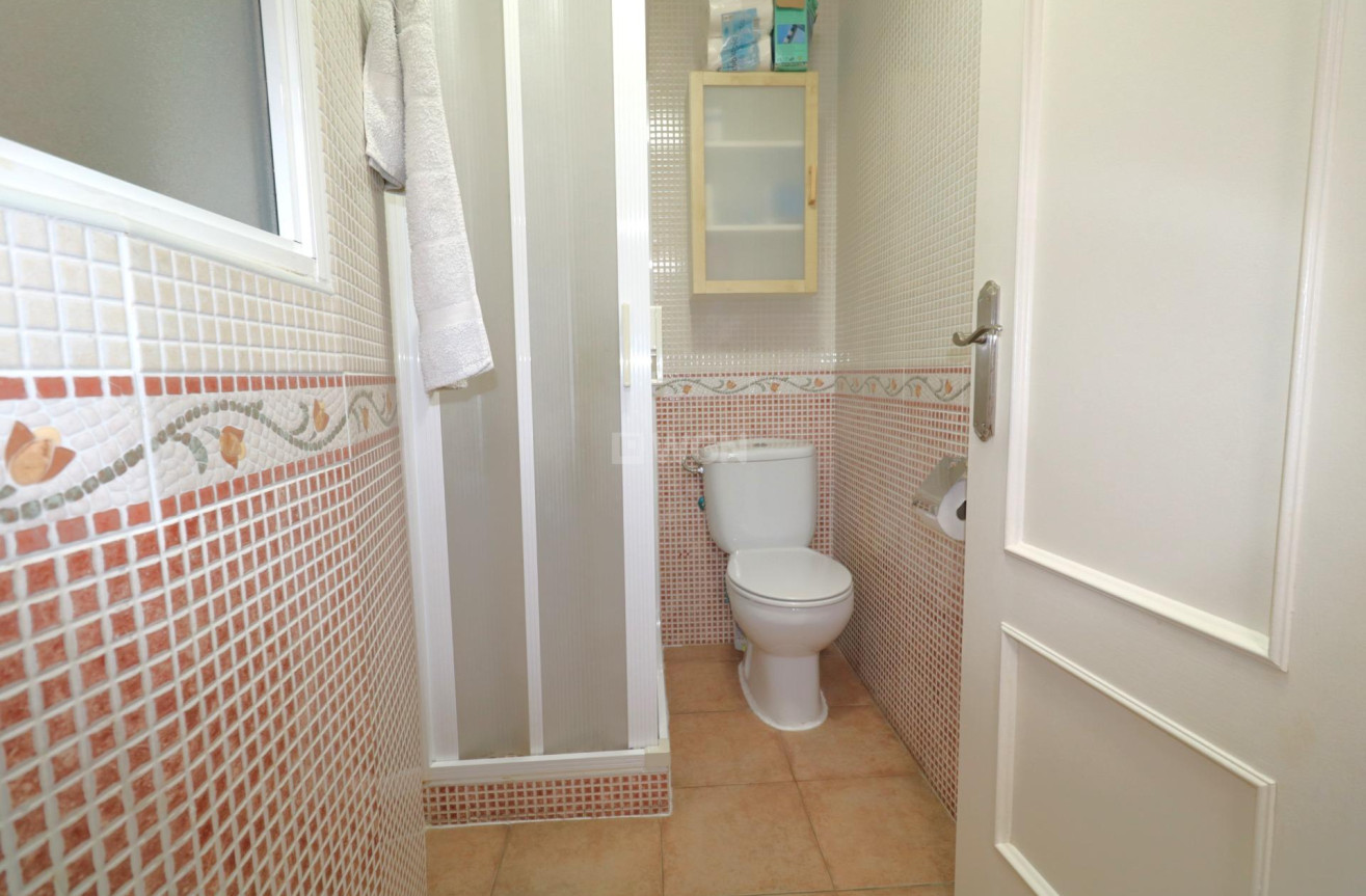 Resale - Apartment / flat - Torrevieja - Acequion