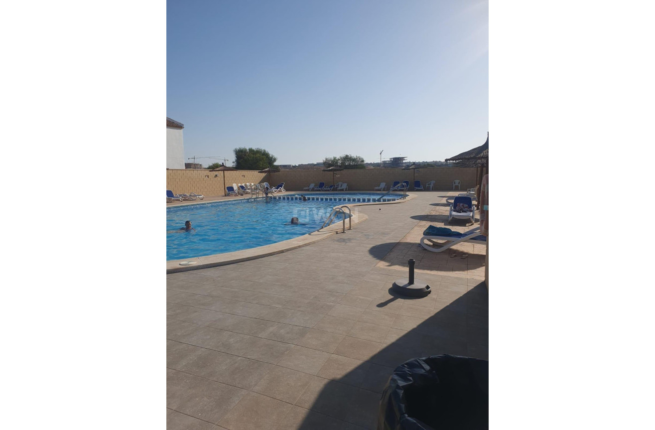 Resale - Townhouse - Torrevieja - La Siesta - El Salado - Torreta