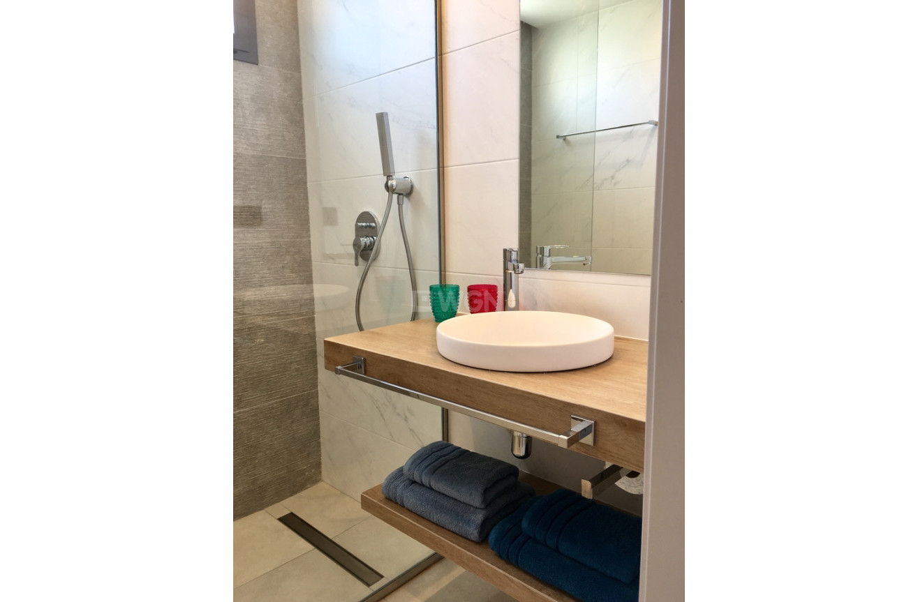 Resale - Apartment / flat - Guardamar del Segura - EL RAZO