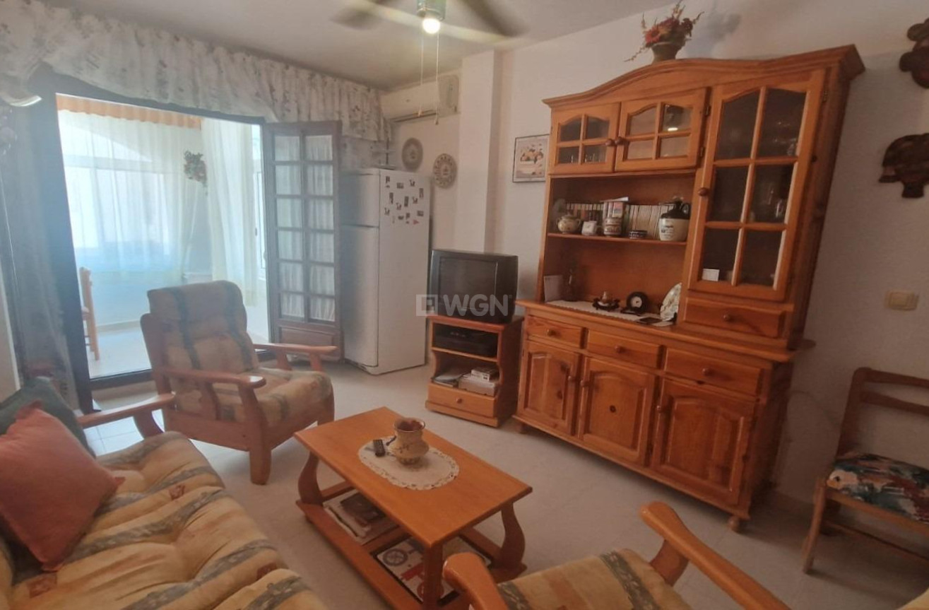 Resale - Apartment / flat - Torrevieja - La Veleta