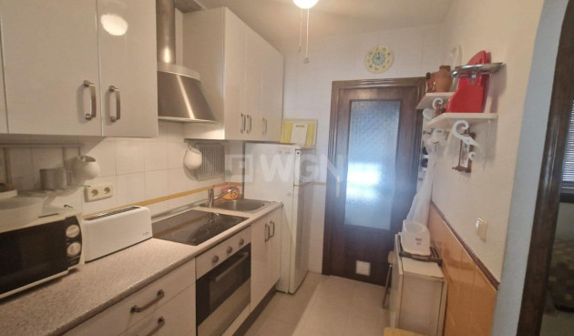 Resale - Apartment / flat - Torrevieja - La Veleta