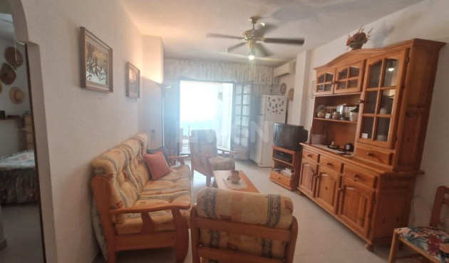 Resale - Apartment / flat - Torrevieja - La Veleta