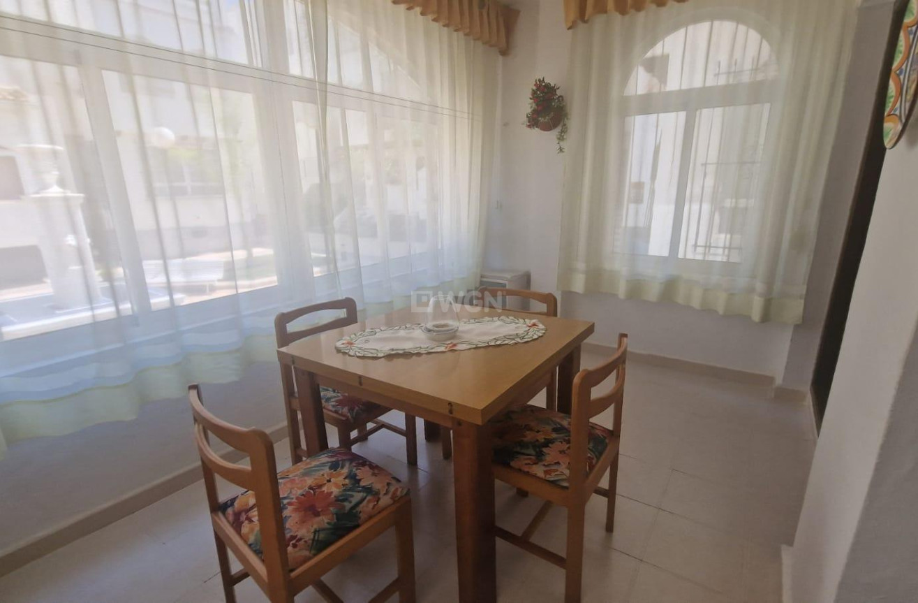 Resale - Apartment / flat - Torrevieja - La Veleta