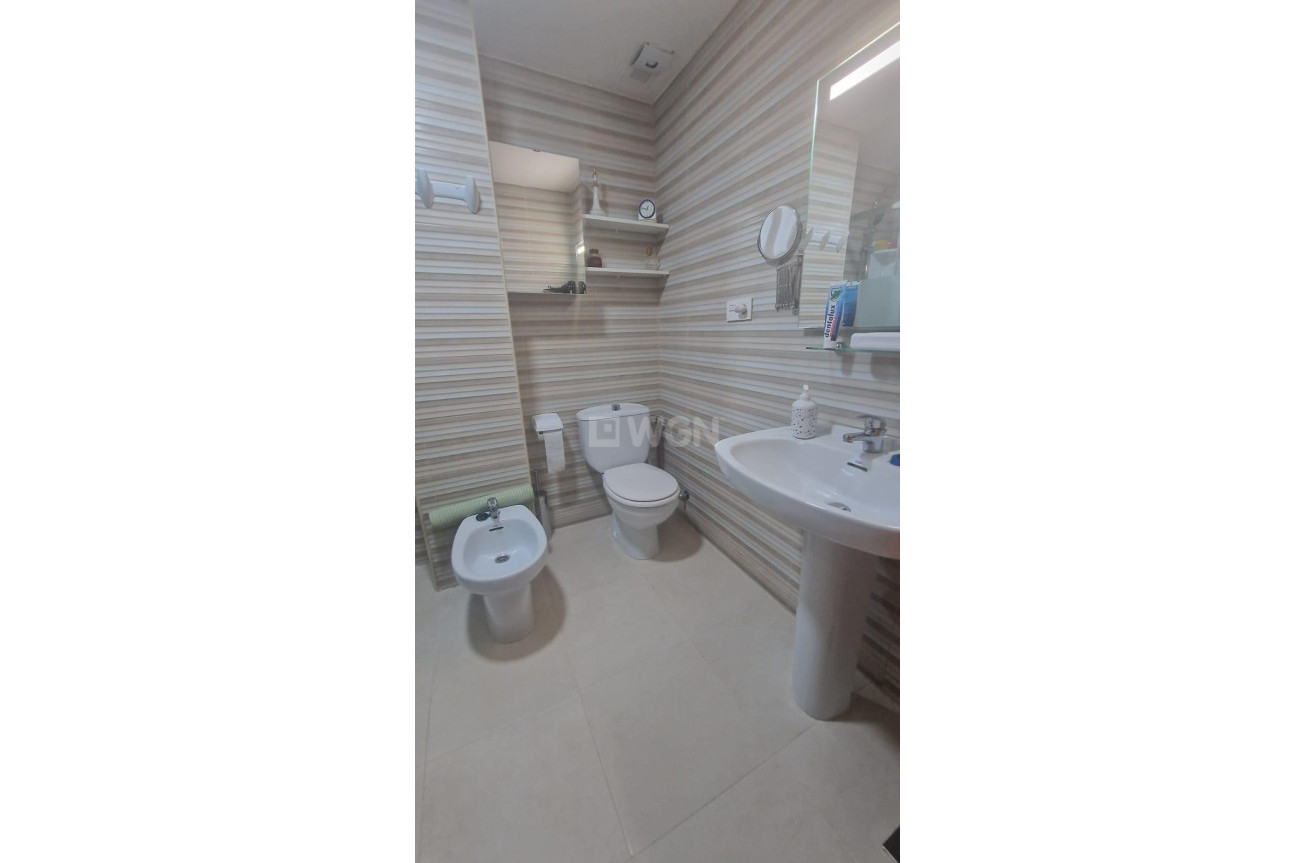 Resale - Apartment / flat - Torrevieja - La Veleta