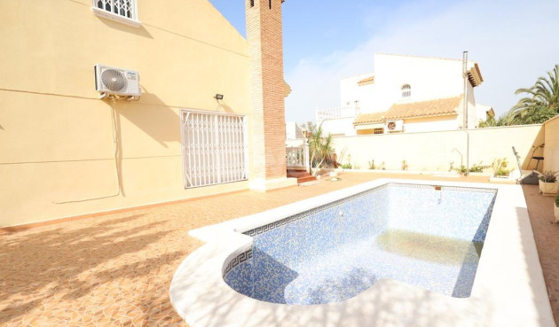 Resale - Villa - Orihuela Costa - Costa Blanca