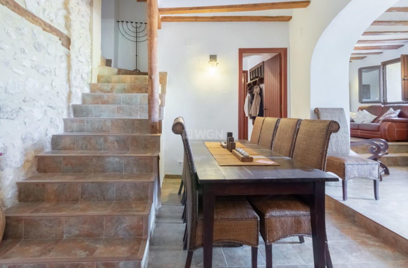 Resale - Villa - Ibi - Costa Blanca