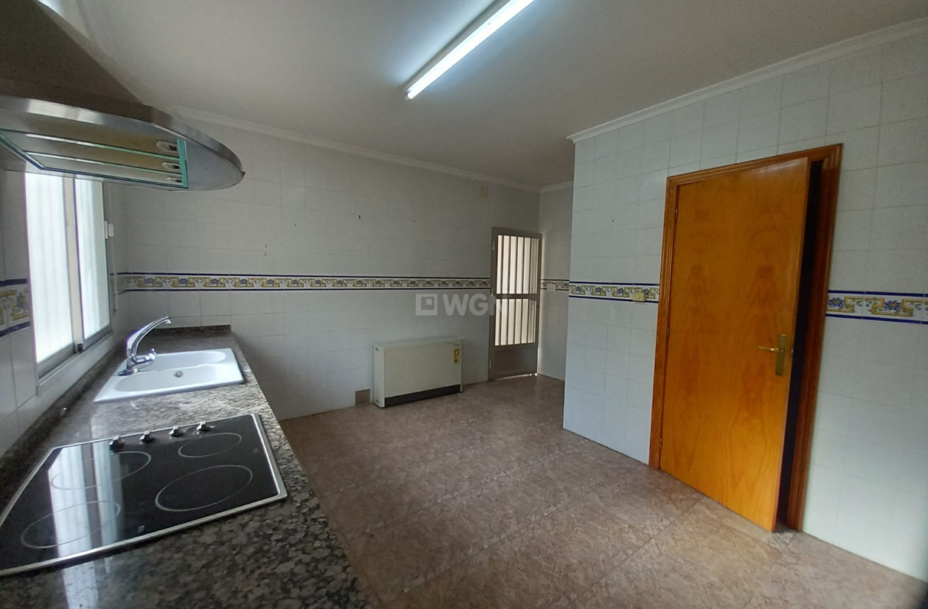 Resale - Townhouse - Algueña - Inland