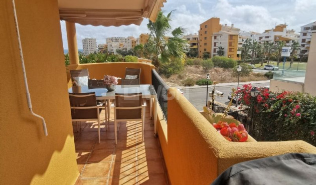 Resale - Apartment / flat - Torrevieja - Costa Blanca