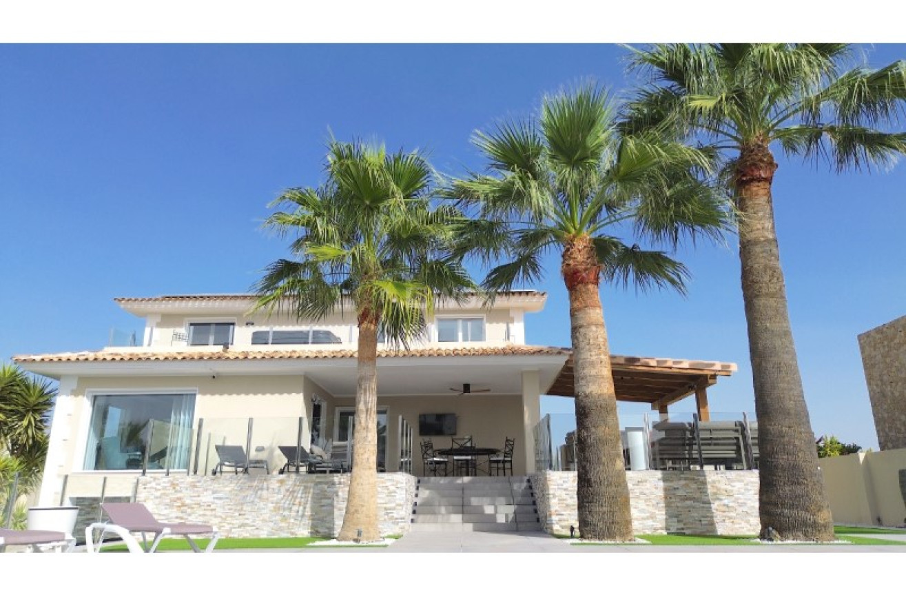 Resale - Villa - Alfas del Pí - Costa Blanca