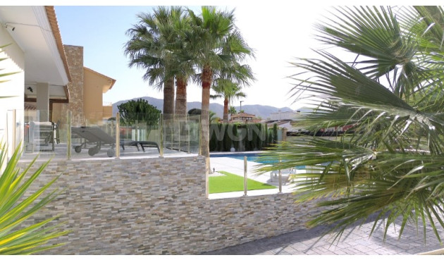 Resale - Villa - Alfas del Pí - Costa Blanca