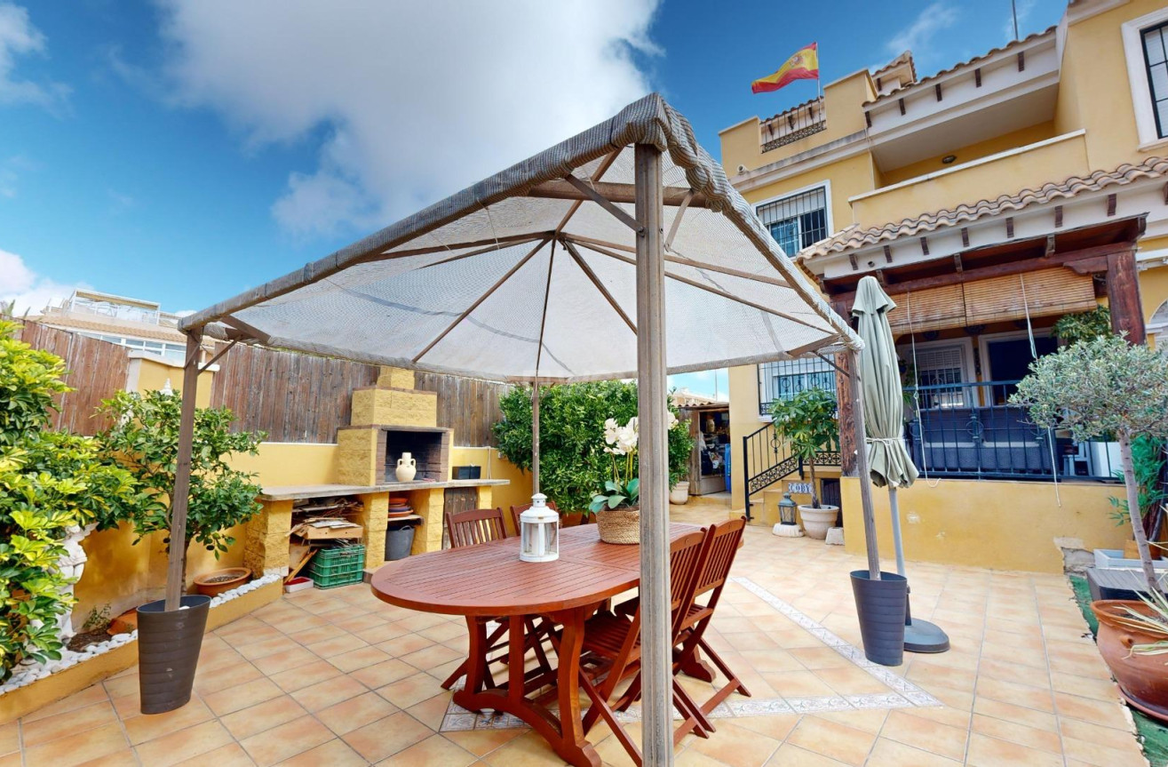 Resale - Villa - Torrevieja - Aguas Nuevas 1