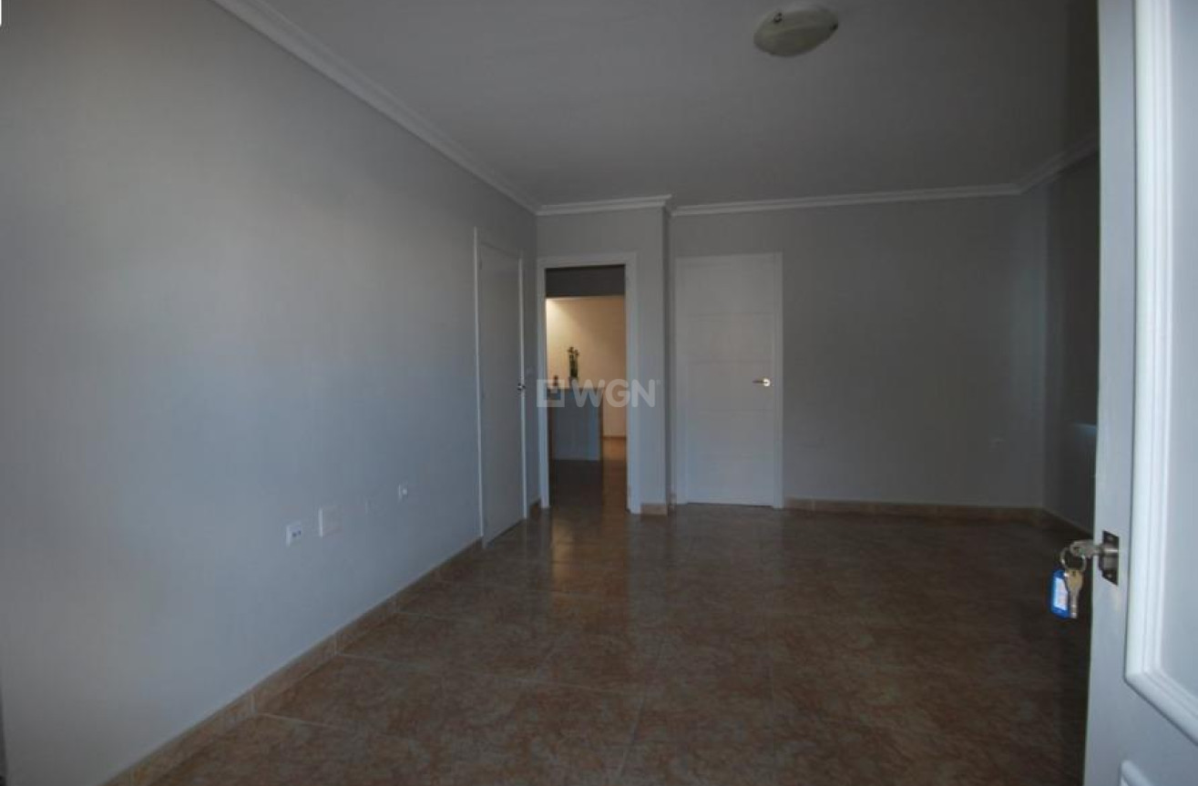 Resale - Villa - Torrevieja - La Siesta - El Salado - Torreta