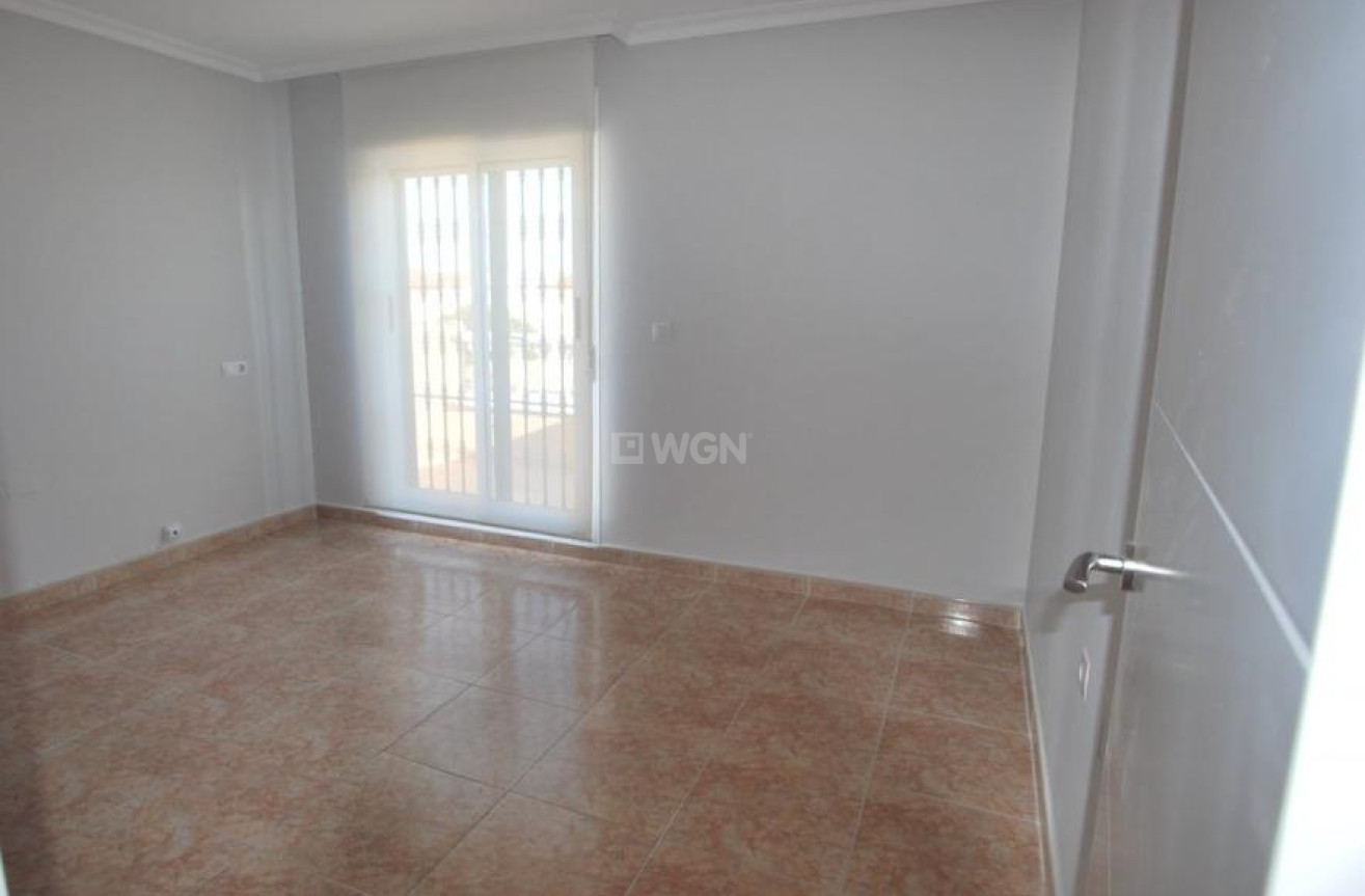 Resale - Villa - Torrevieja - La Siesta - El Salado - Torreta