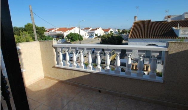 Resale - Villa - Torrevieja - La Siesta - El Salado - Torreta