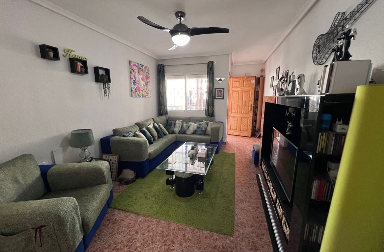 Resale - Apartment / flat - Orihuela - Inland