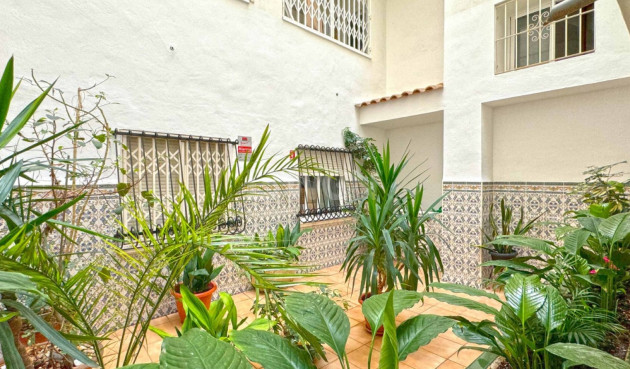 Resale - Apartment / flat - Torrevieja - Costa Blanca