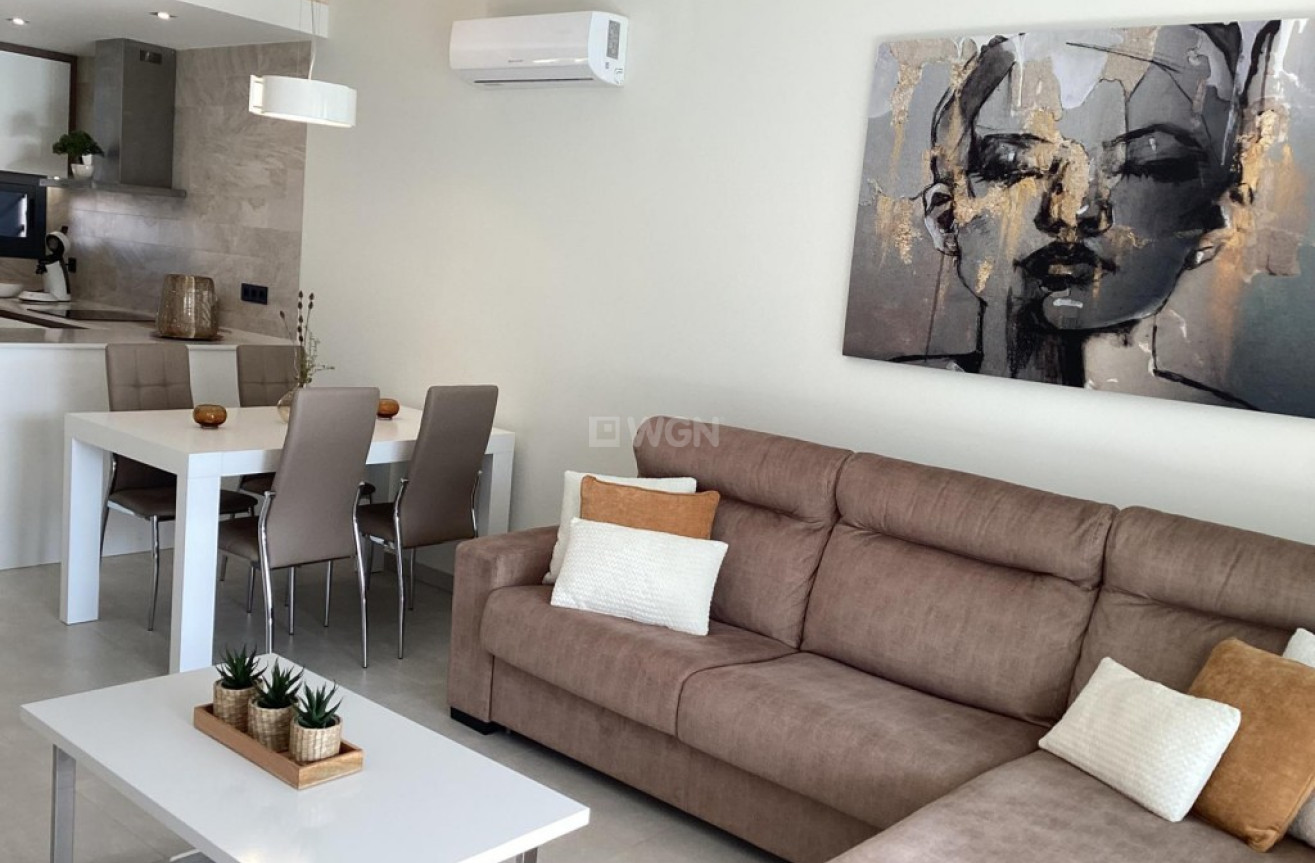 Resale - Apartment / flat - El Raso - Costa Blanca