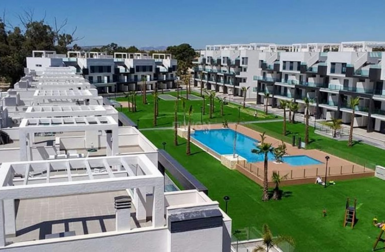 Resale - Apartment / flat - El Raso - Costa Blanca