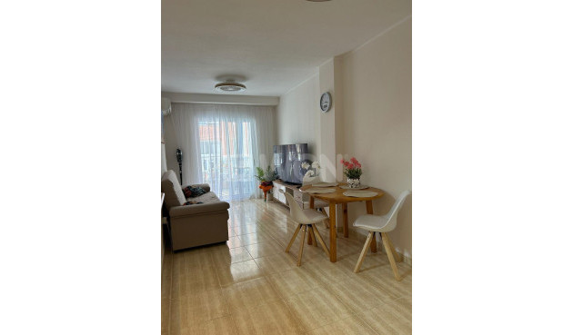 Resale - Apartment / flat - Torrevieja - Playa del Cura