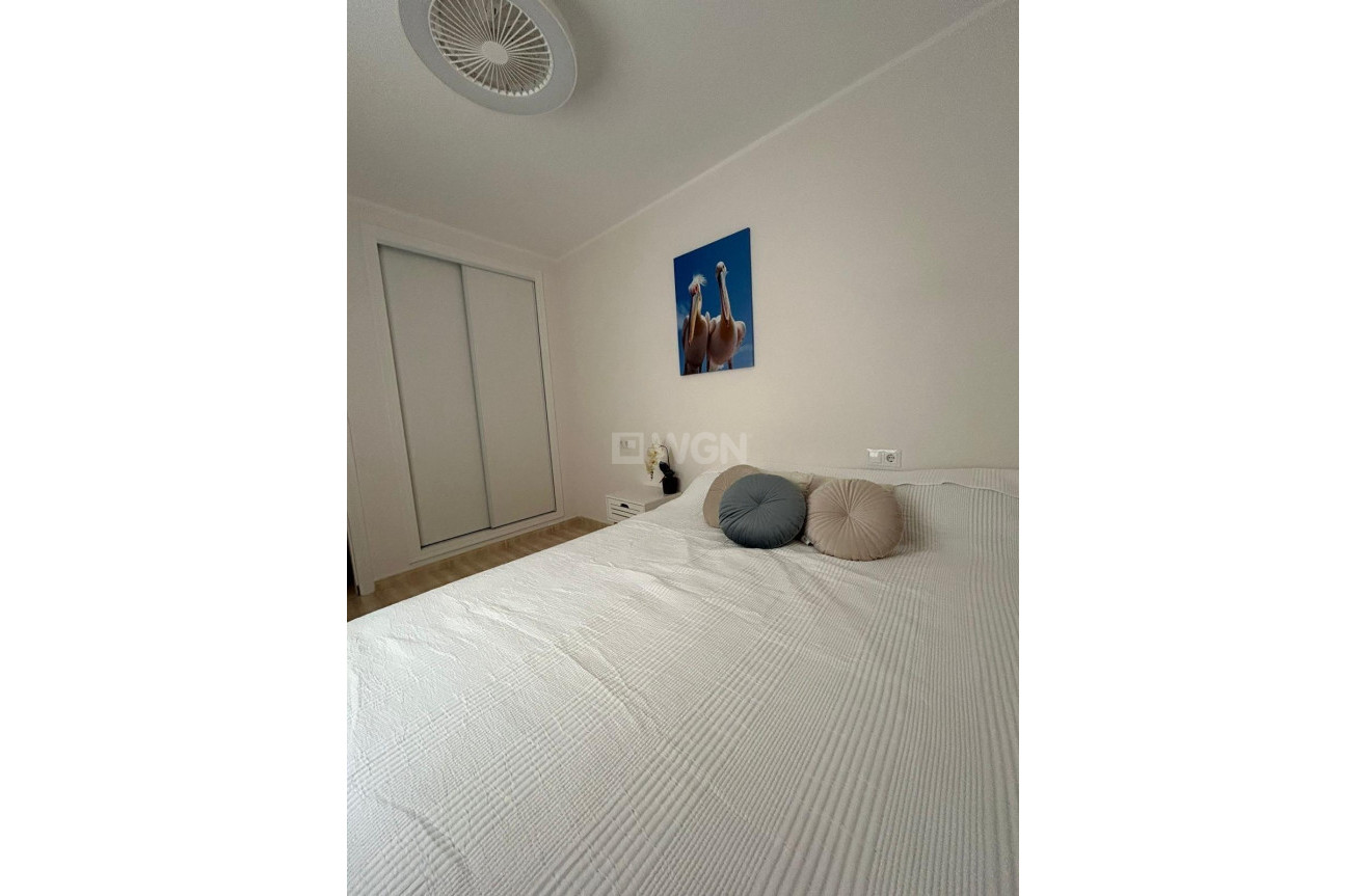 Resale - Apartment / flat - Torrevieja - Playa del Cura