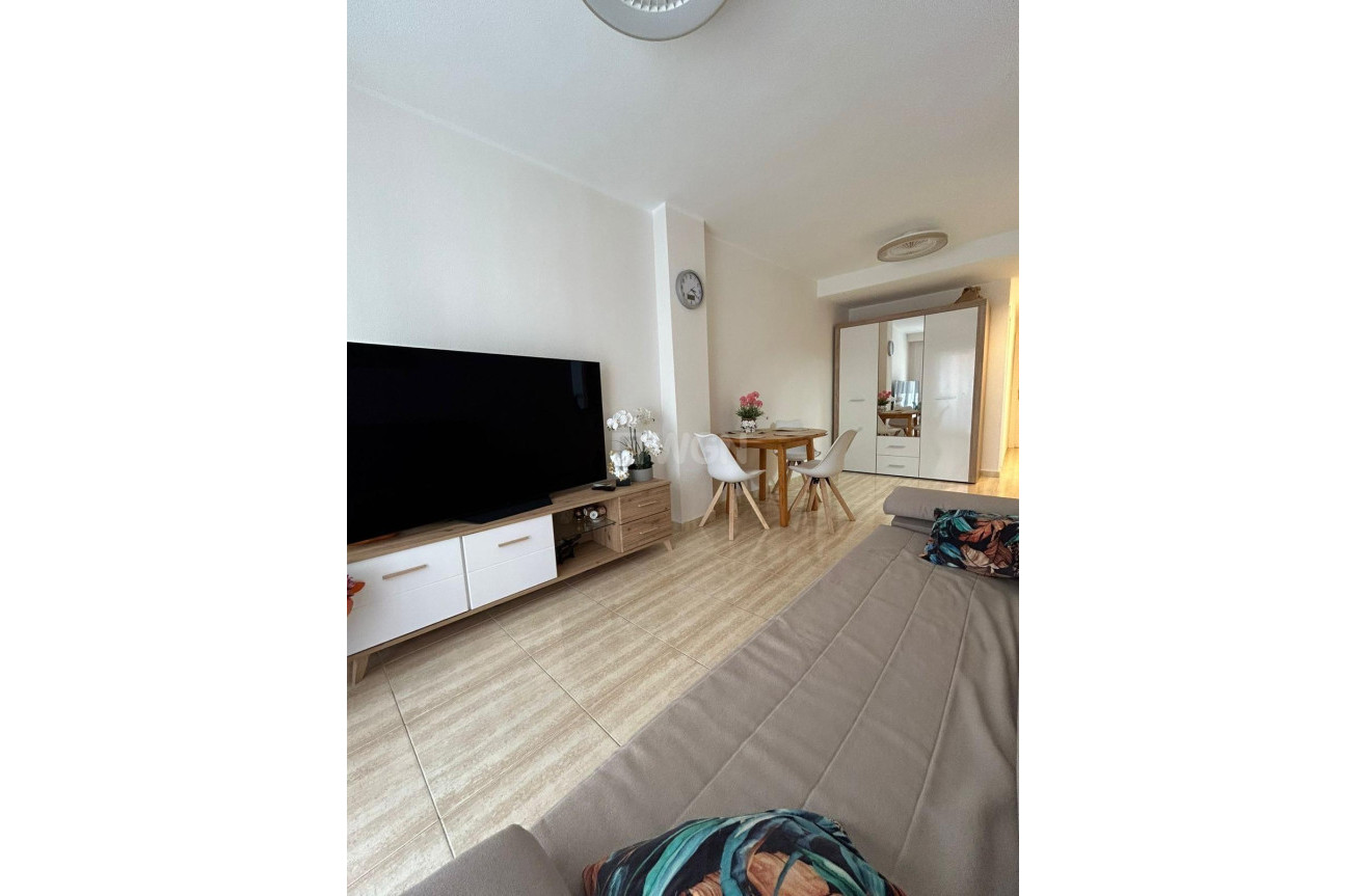 Resale - Apartment / flat - Torrevieja - Playa del Cura