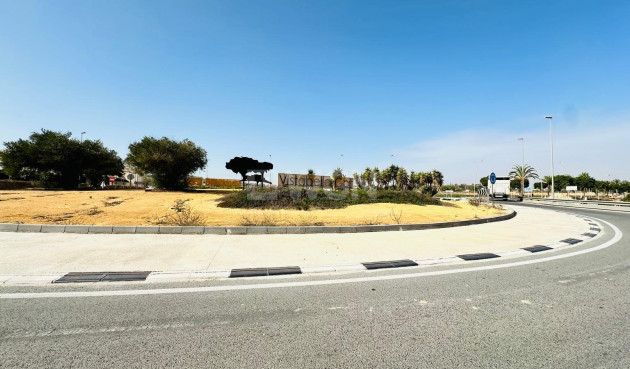 Resale - Villa - Orihuela - Vistabella Golf