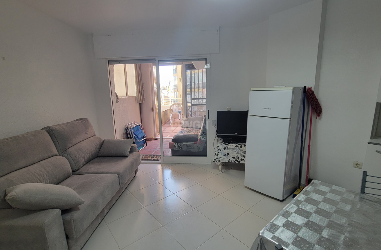 Resale - Apartment / flat - Torrevieja - Costa Blanca